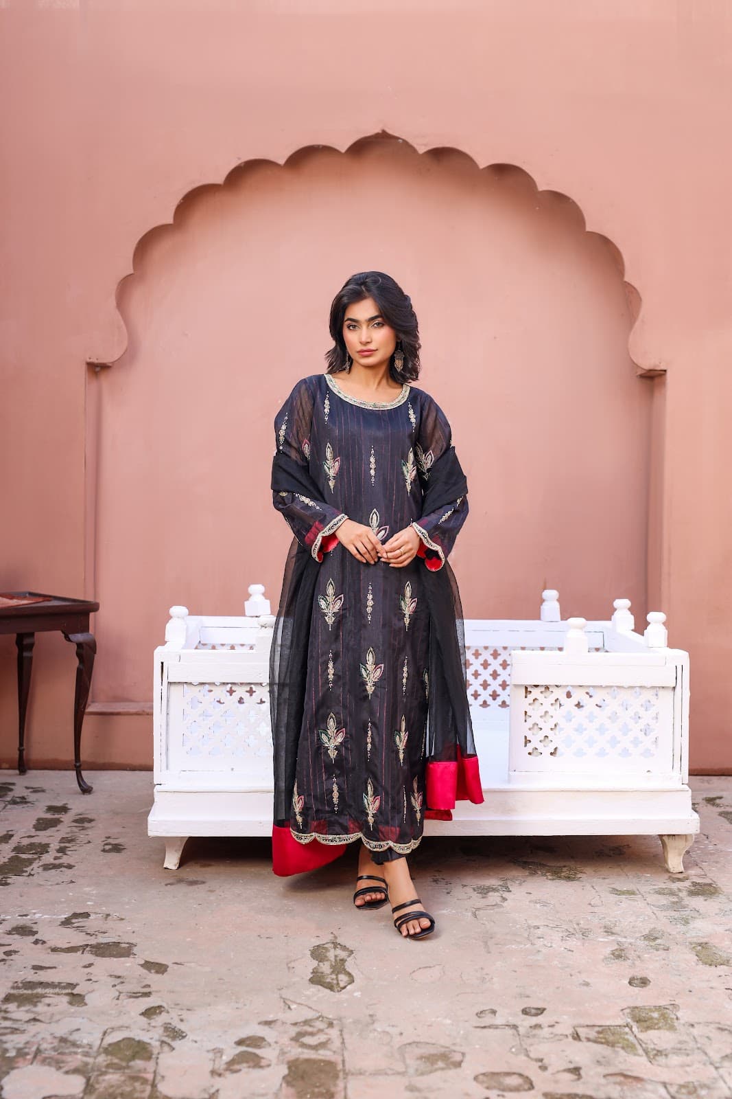 Gulnar Midnight - Image 1